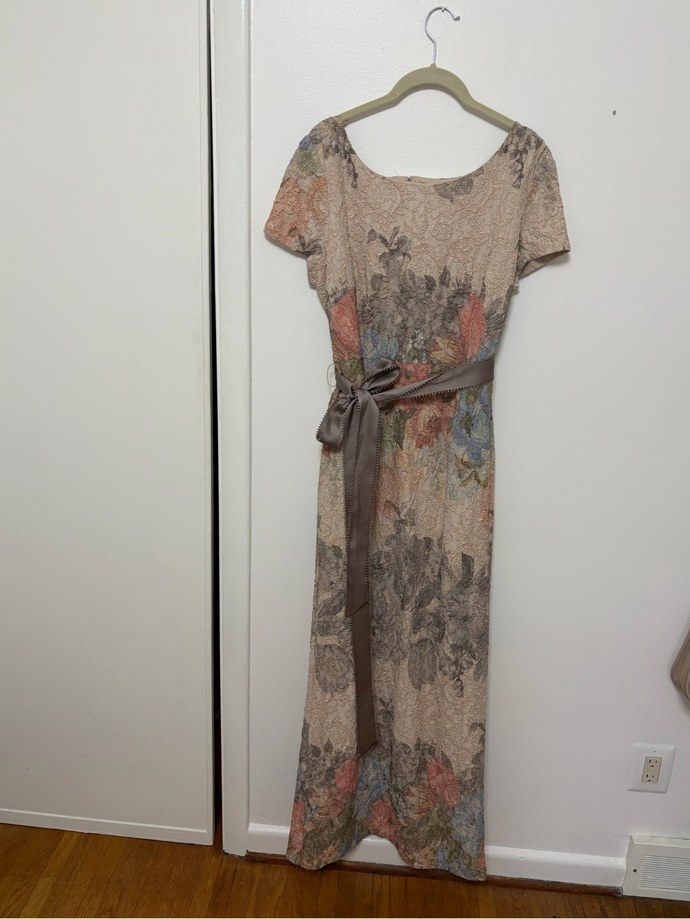 Adrianna Papell Textured Floral Maxi Dress in Taupe and Pastel Blue-Pink